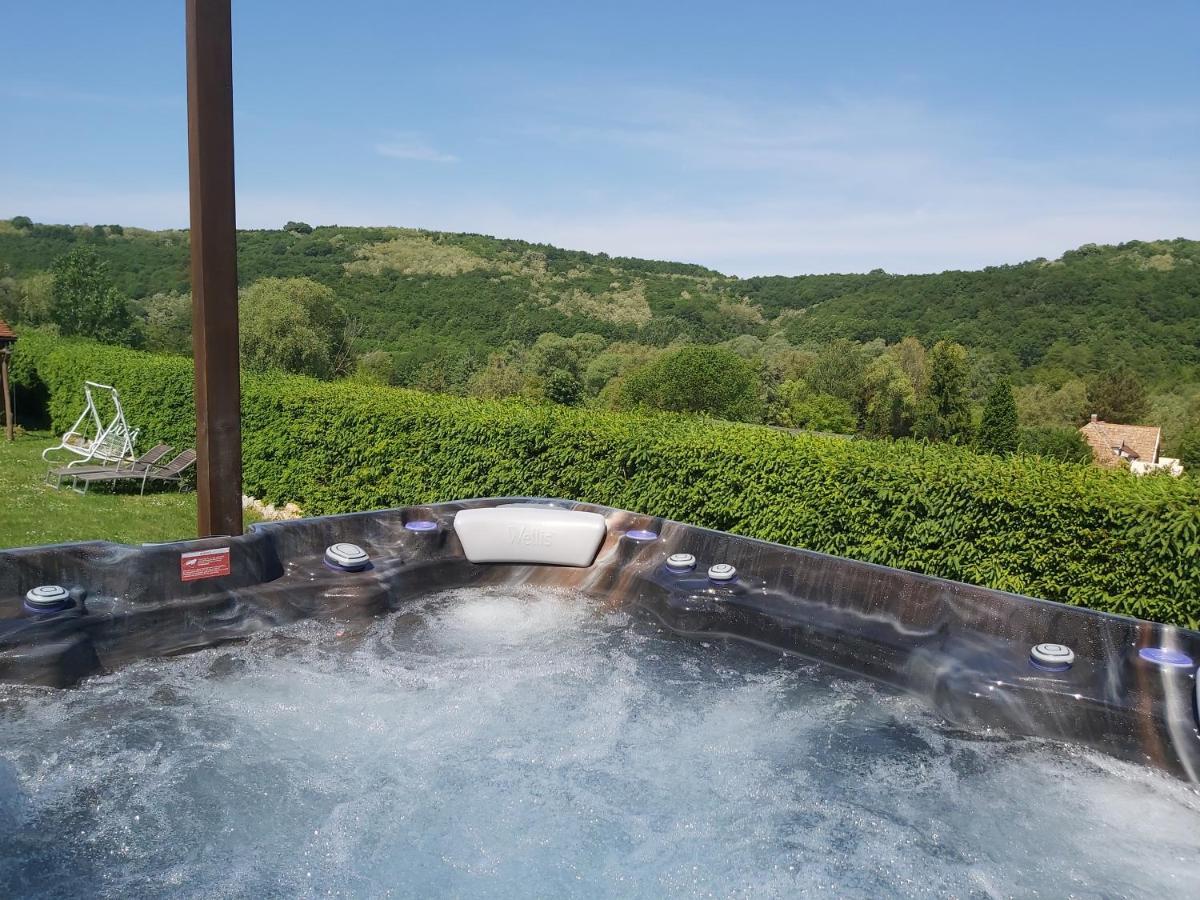 Kovacsszenaja Vendeghaz Villa Bagian luar foto