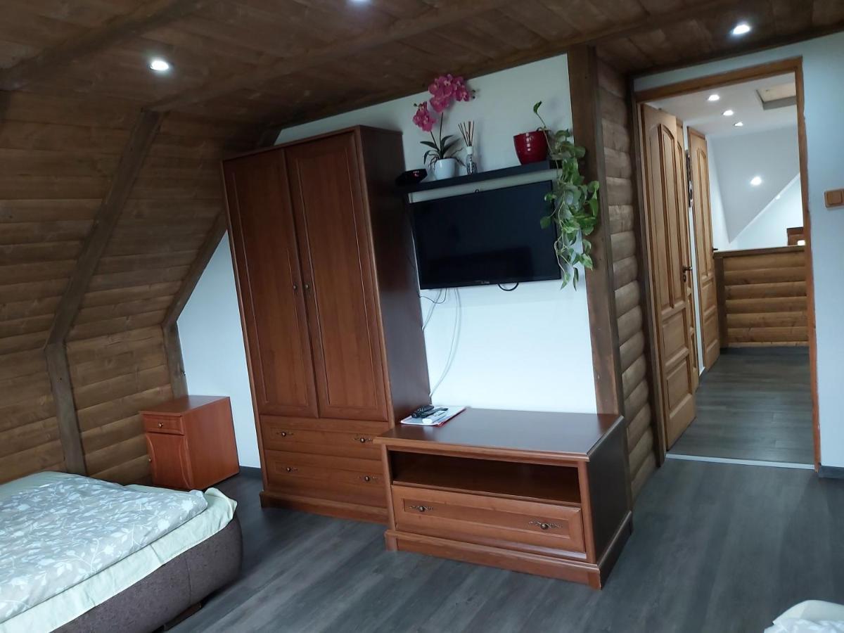 Kovacsszenaja Vendeghaz Villa Bagian luar foto