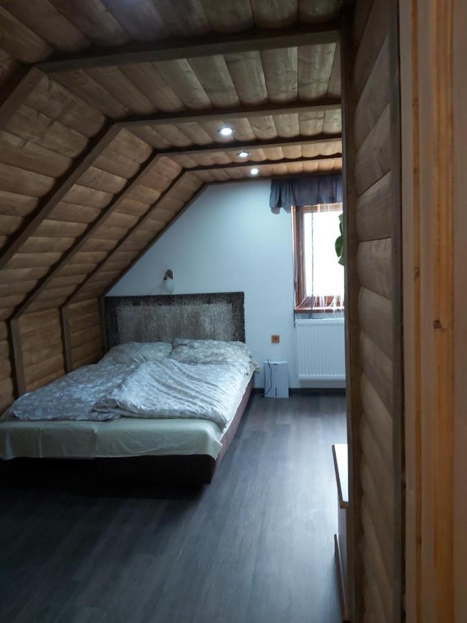 Kovacsszenaja Vendeghaz Villa Bagian luar foto